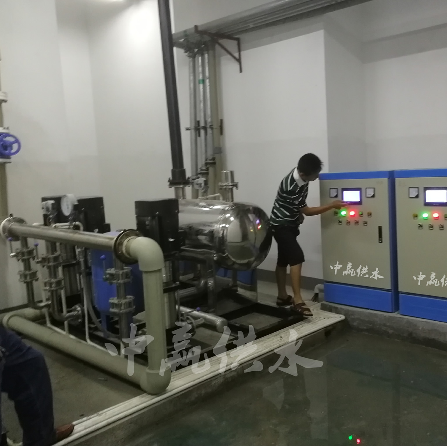 無(wú)負(fù)壓二次供水設(shè)備